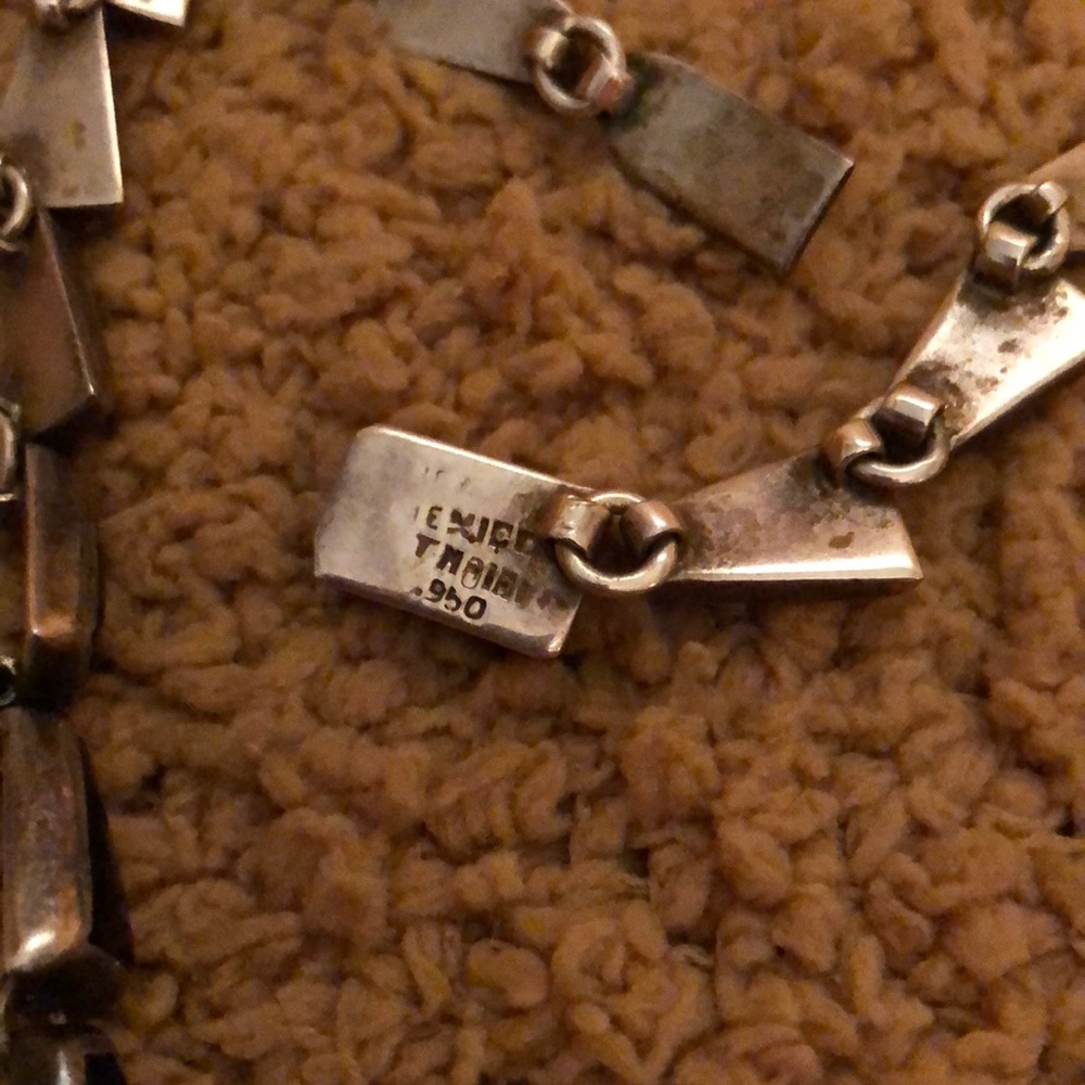 Fully Articulated Sterling/Onyx Necklace - Picture 3 of 4